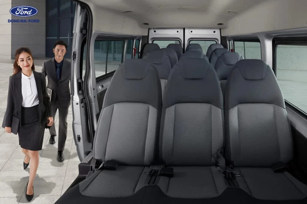Các lợi ích khi sở hữu xe Ford Transit 16 chỗ