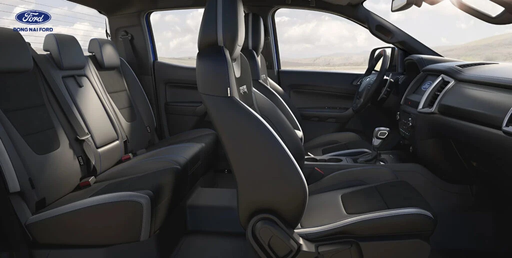 Cách sắp xếp ghế ngồi trên Ford Ranger