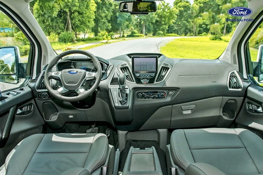 cong-nghe-xe-ford-tourneo-hien-dai