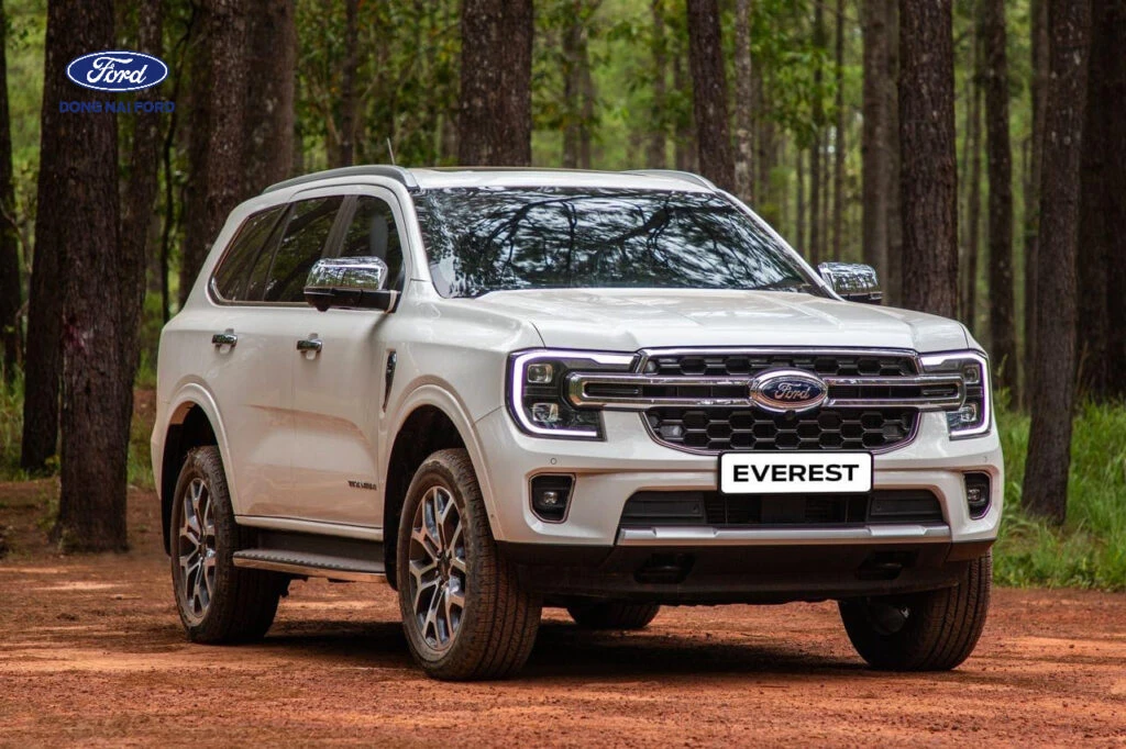 Đánh giá mức độ ảnh hưởng của Ford Everest với nội thất