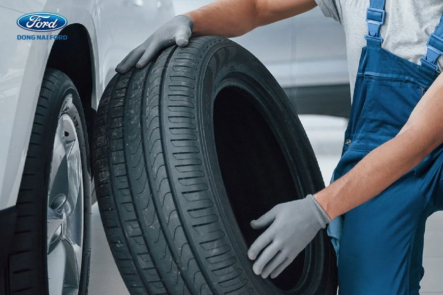 Các nguyên nhân gây mòn lốp ô tô không đều