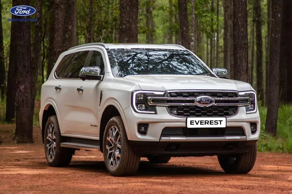 Thông tin tổng quan về Ford Everest Titanium 